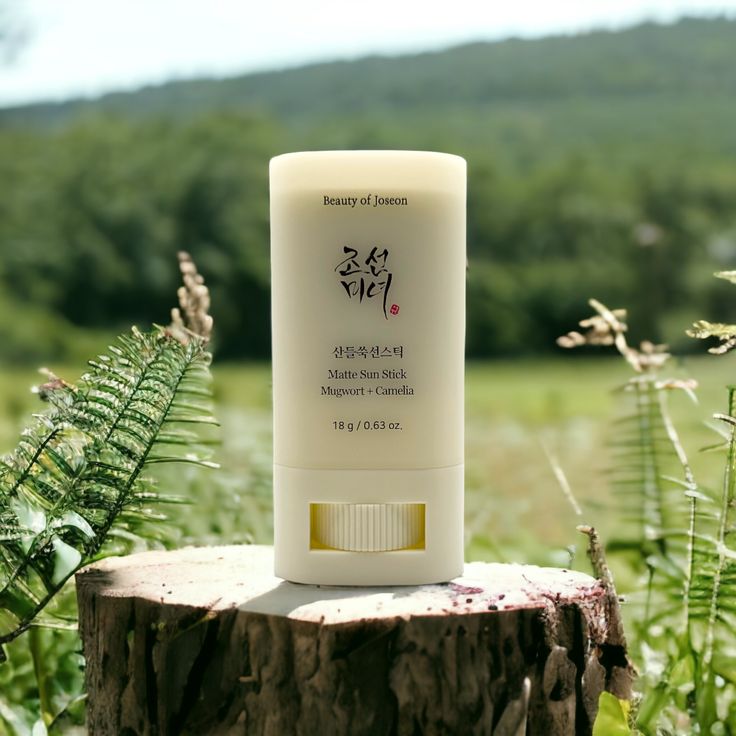 Matte sun stick: Mugwort + Camilia